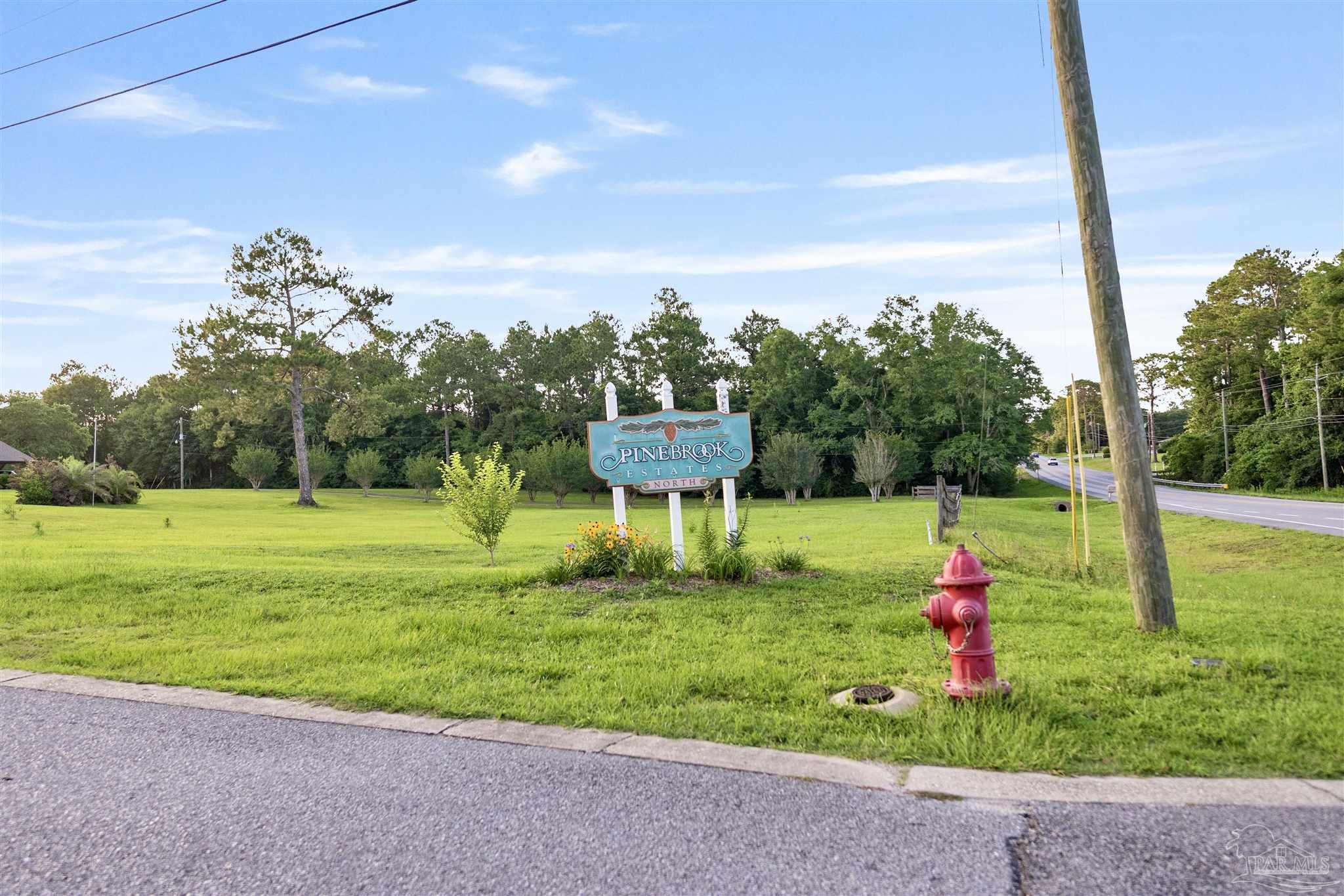 532 Ashley Road Cantonment, FL 32533 - Photo 4 of 32