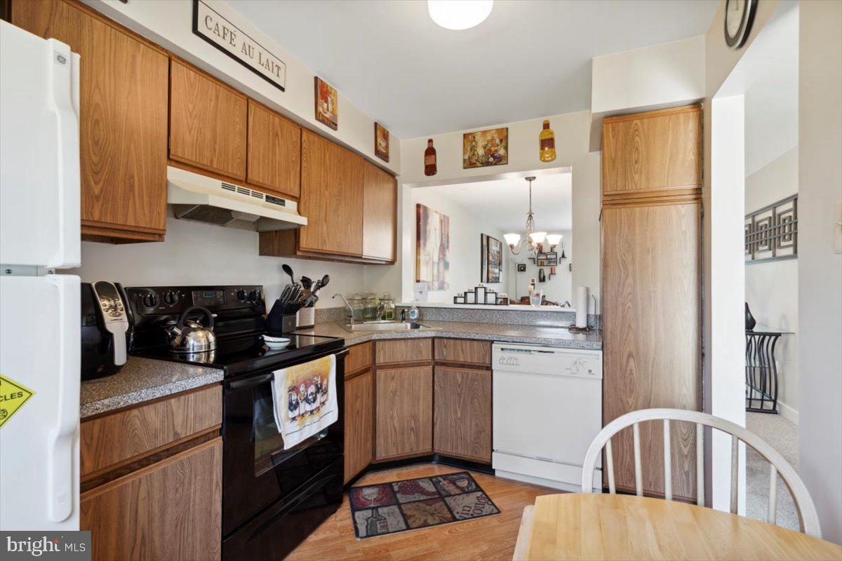 514 Whetstone Road Horsham, PA 19044 - Photo 7 of 15 Gallery Image 7
