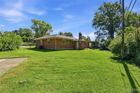 $160,000 | 8736 Marvista Drive, St. Louis, MO 63114