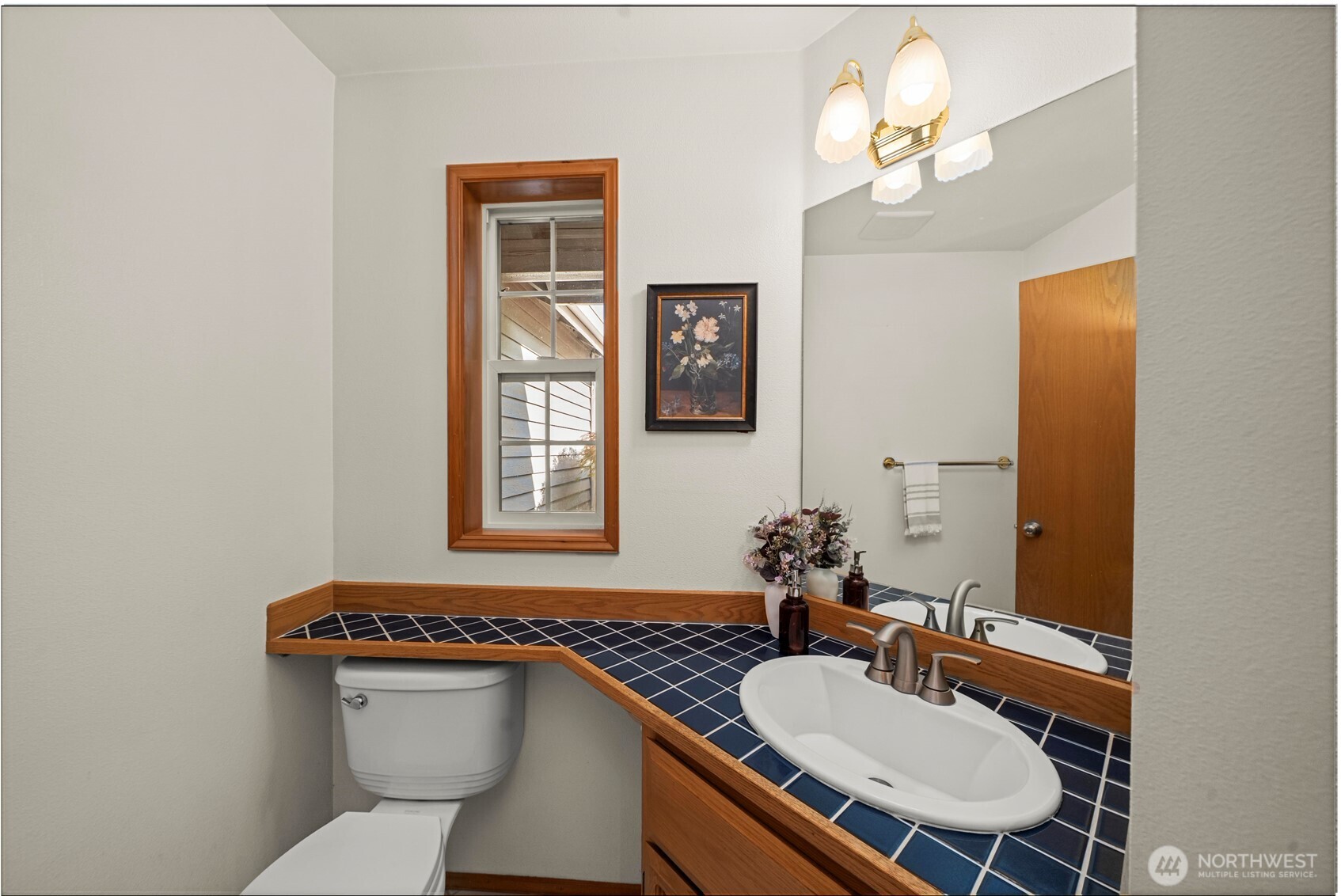 826 Southwest 347th Court Federal Way, WA 98023 - Photo 18 of 40