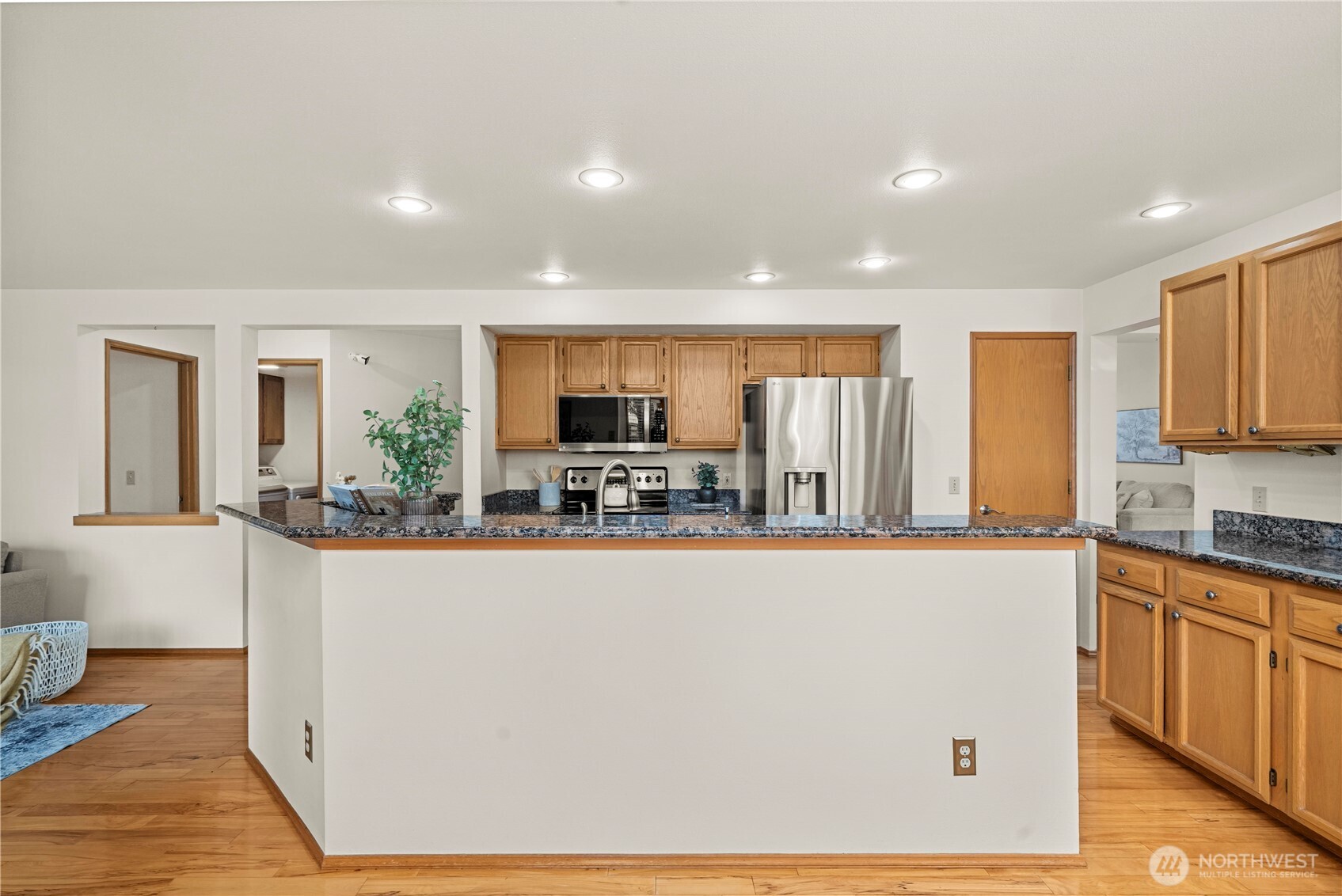 826 Southwest 347th Court Federal Way, WA 98023 - Photo 21 of 40