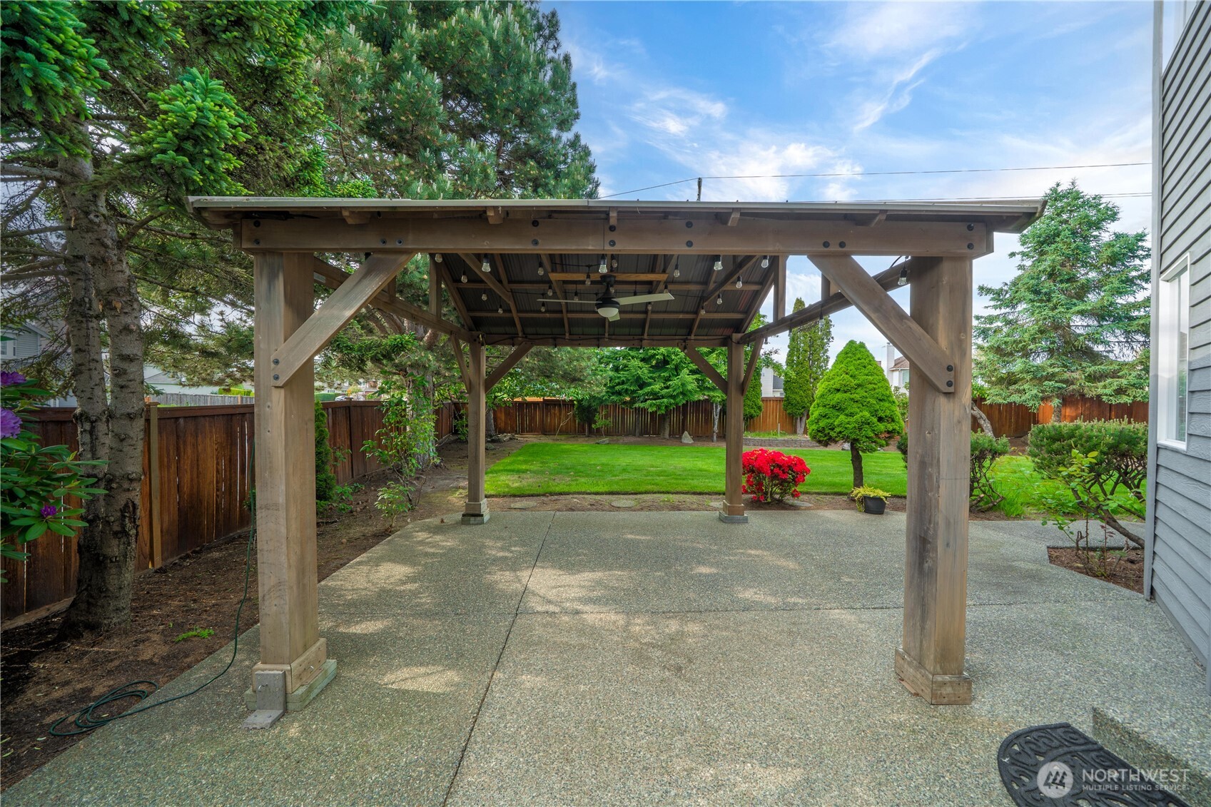 826 Southwest 347th Court Federal Way, WA 98023 - Photo 32 of 40