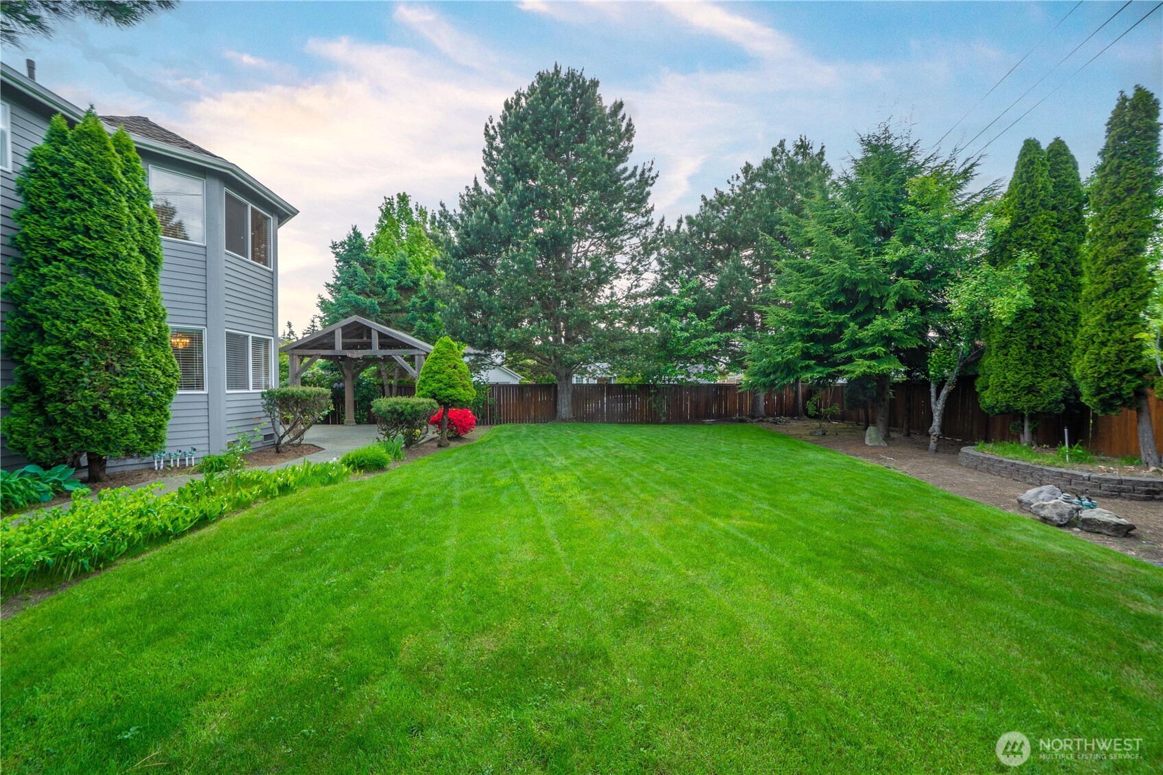 826 Southwest 347th Court Federal Way, WA 98023 - Photo 36 of 40