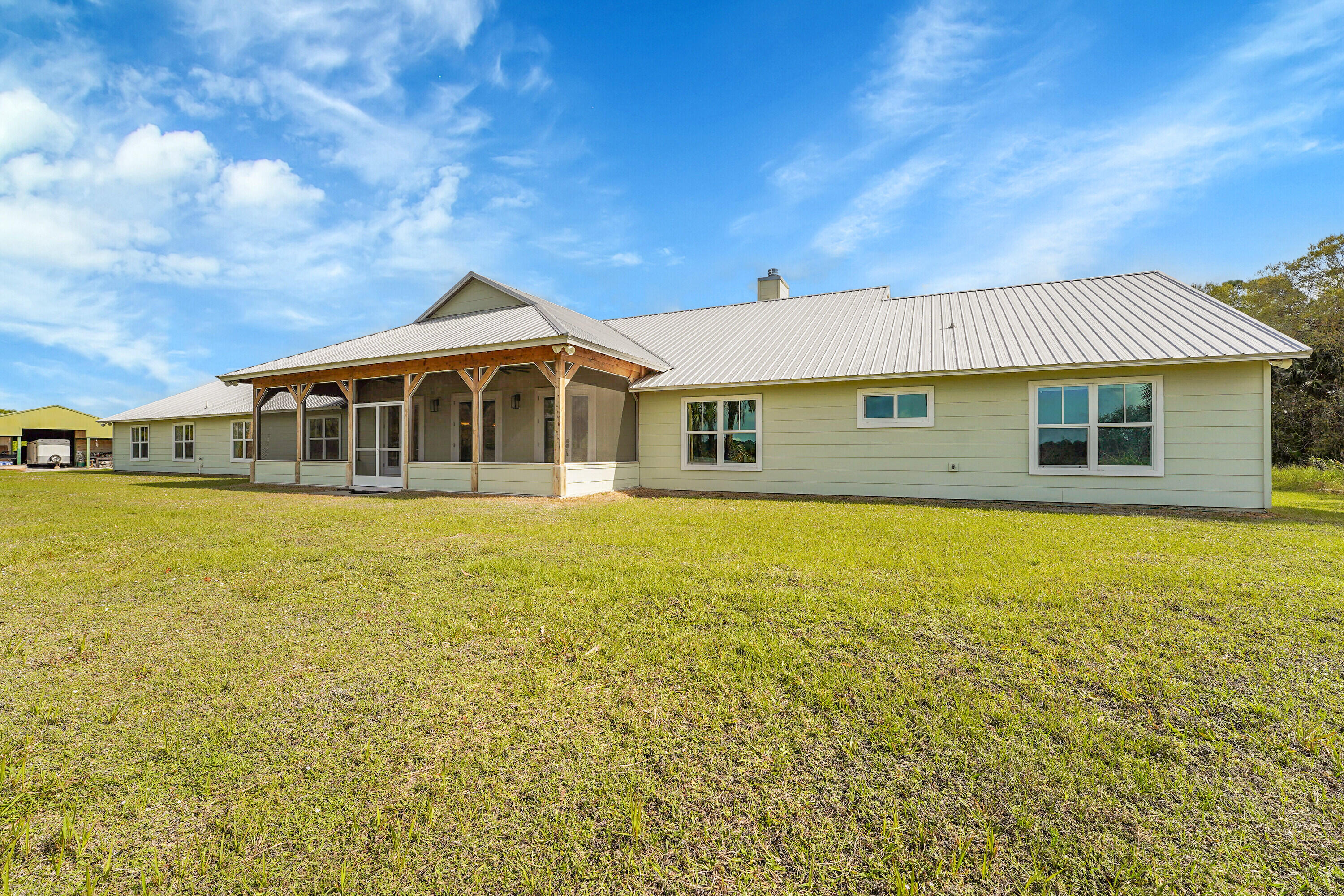 3901 Wild Turkey Trail Okeechobee, FL 34974 - Photo 1 of 50 01_01_0 (1)