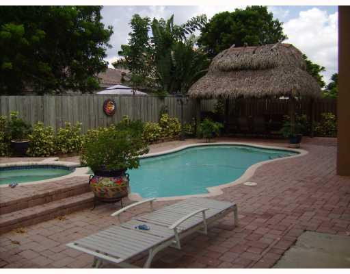 14768 Southwest 158th Path Miami, FL 33196 - Photo 9 of 10 Patio/Deck