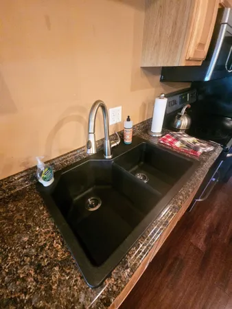 $379,000 | 247 Vermont Rte 100, Wilmington, VT 05363