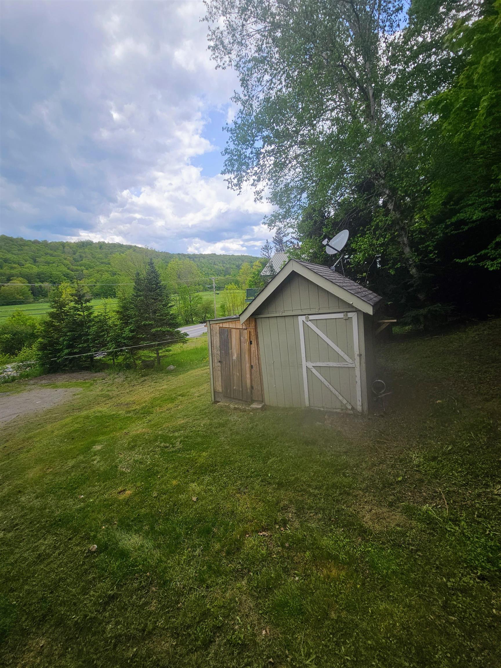 247 Vermont Rte 100 Wilmington, VT 05363 - Photo 23 of 42