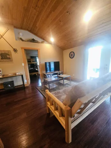$379,000 | 247 Vermont Rte 100, Wilmington, VT 05363