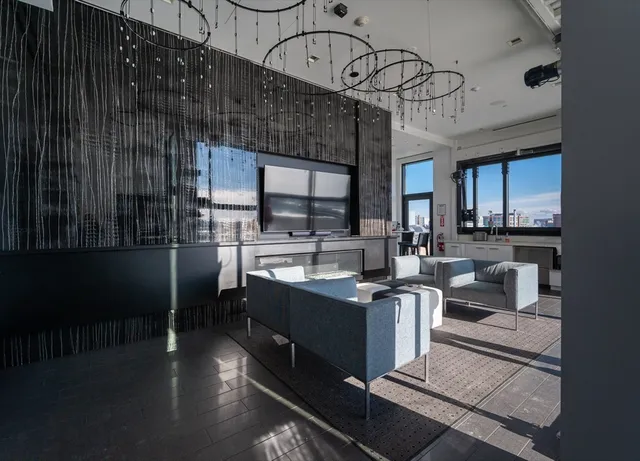 $1,385,000 | 40 Traveler Street, Unit 703, Boston, MA 02118