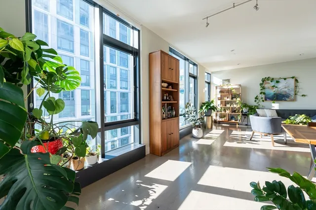 $1,385,000 | 40 Traveler Street, Unit 703, Boston, MA 02118