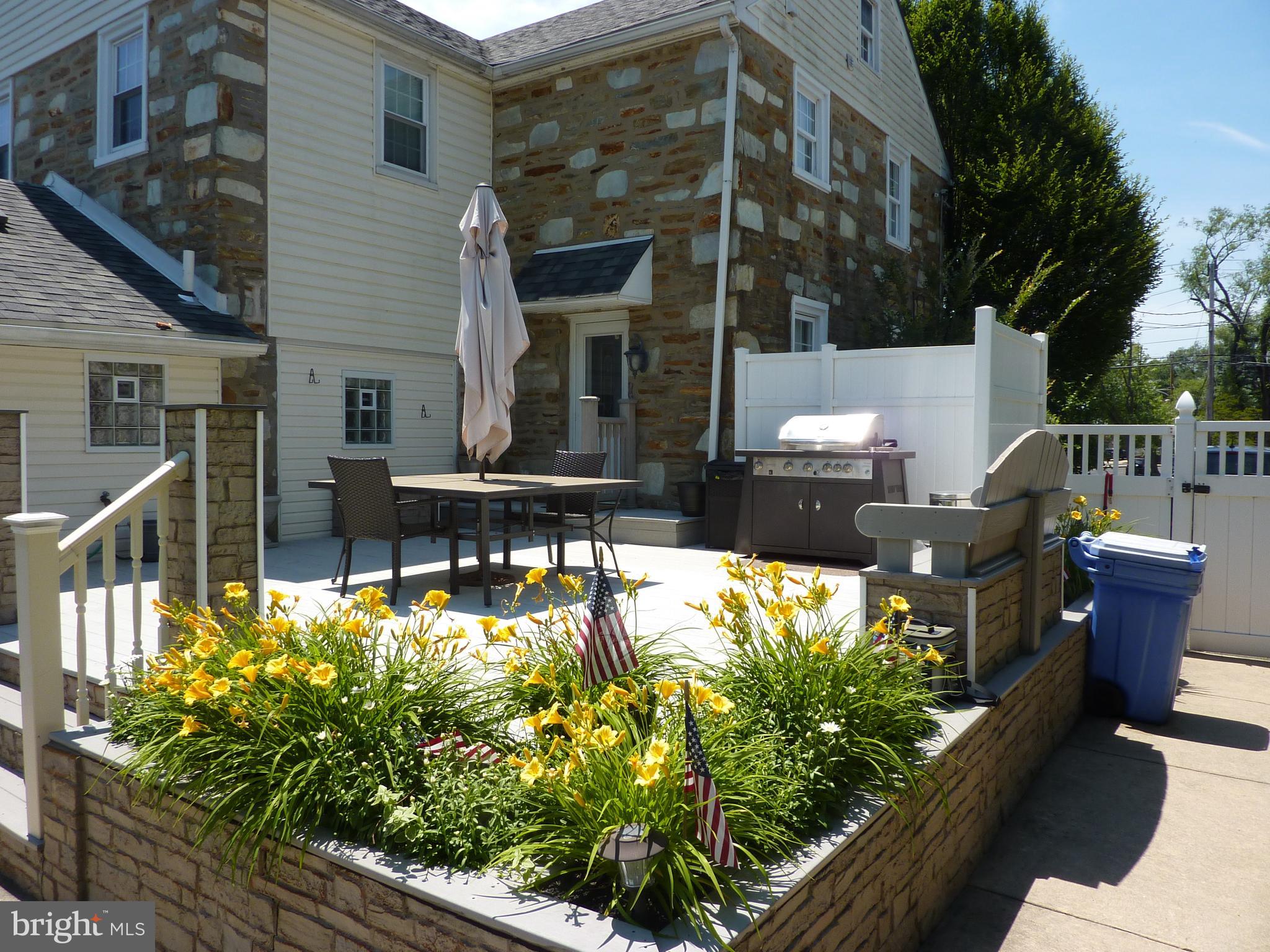 10919 Knights Road Philadelphia, PA 19154 - Photo 12 of 41 Grill Patio area