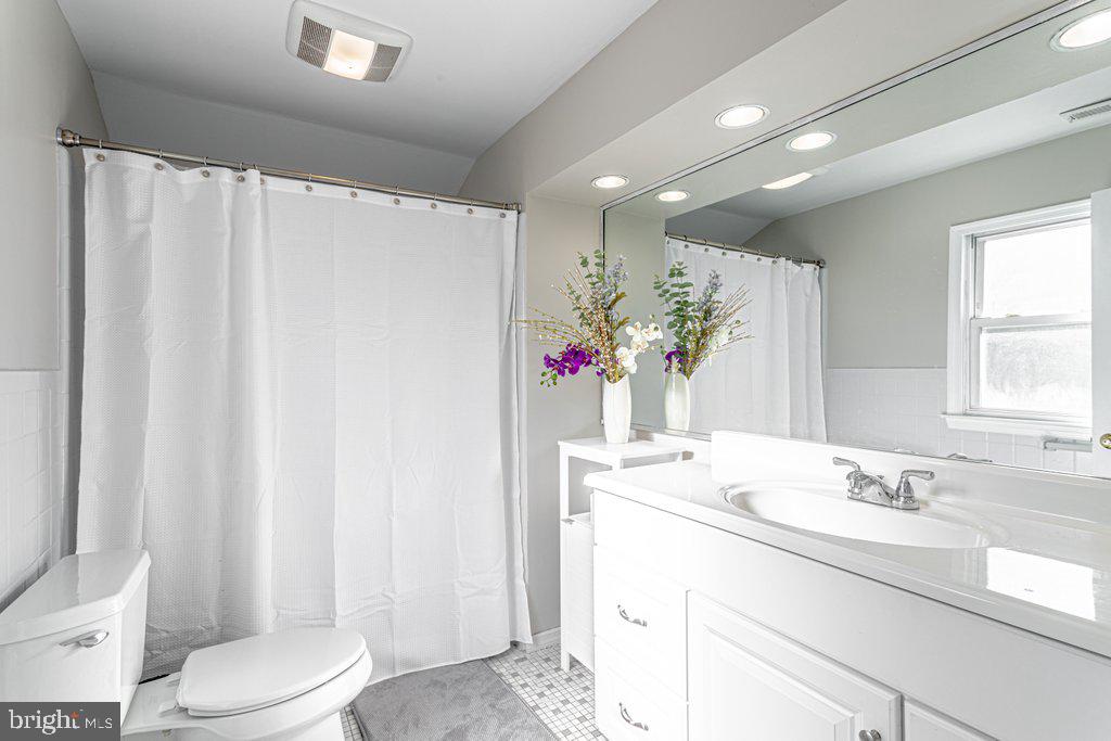 263 Fellowship Road Moorestown, NJ 08057 - Photo 23 of 26