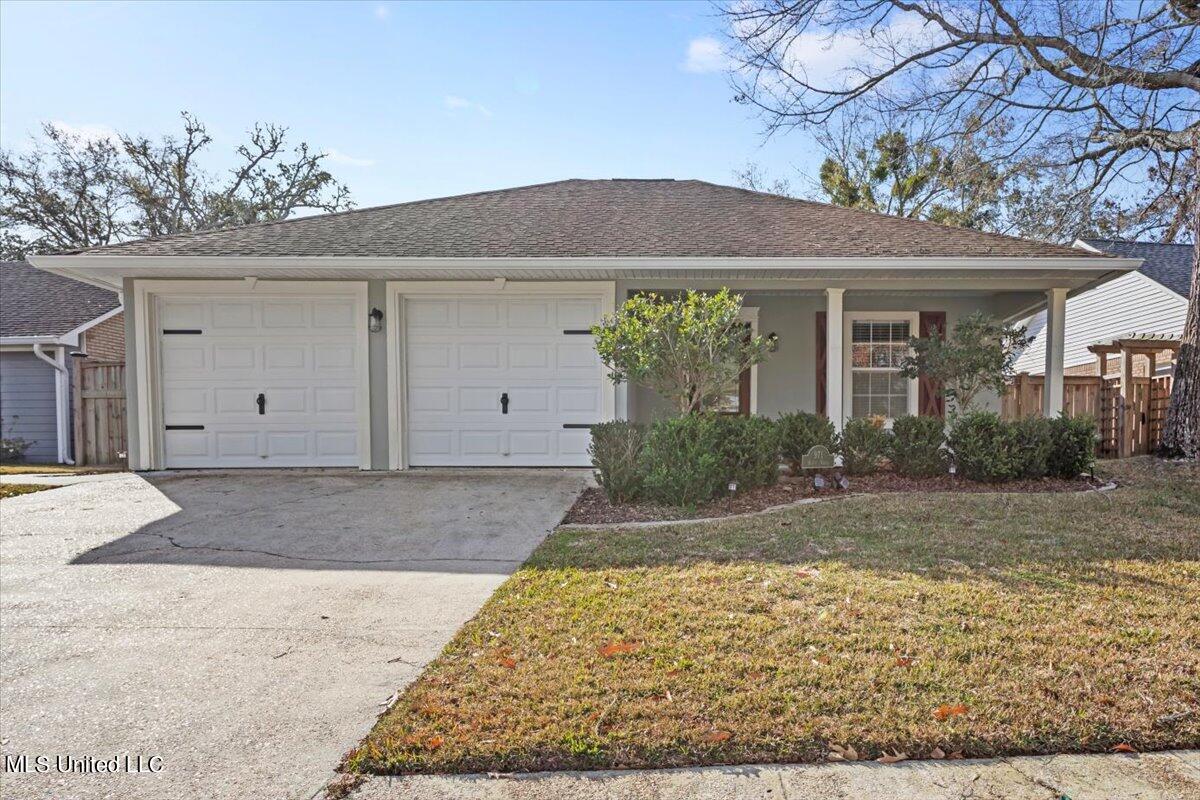971 Bluff Ridge Biloxi, MS 39532 - Photo 1 of 40 971 Bluff Ridge