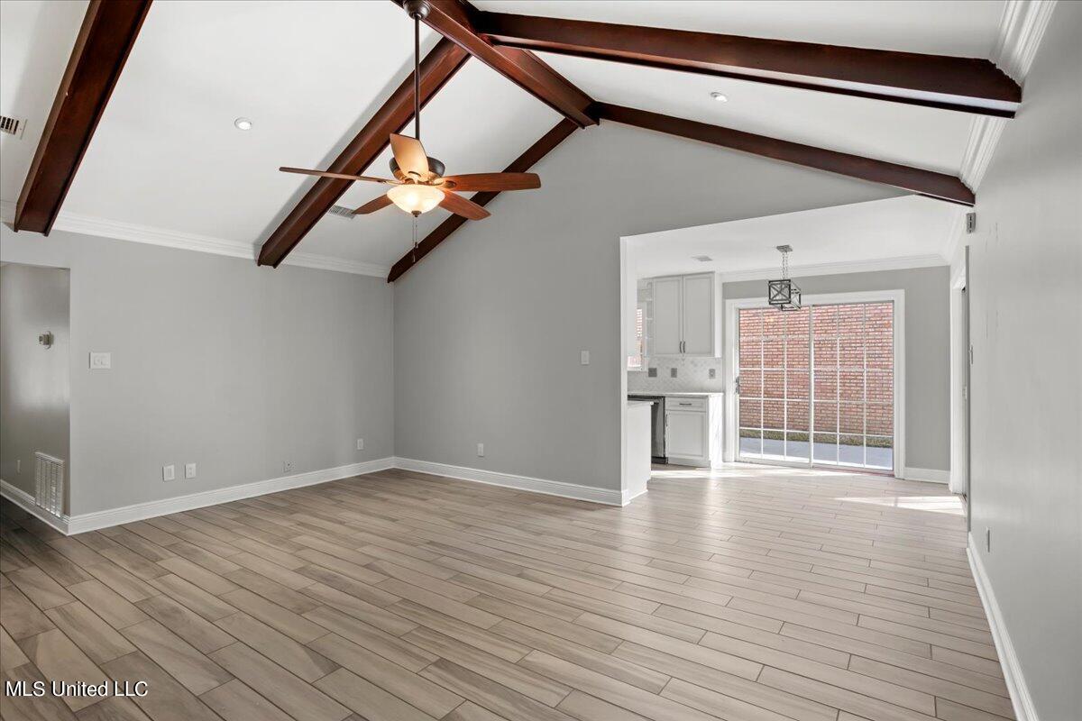 971 Bluff Ridge Biloxi, MS 39532 - Photo 9 of 40 09-Living Room
