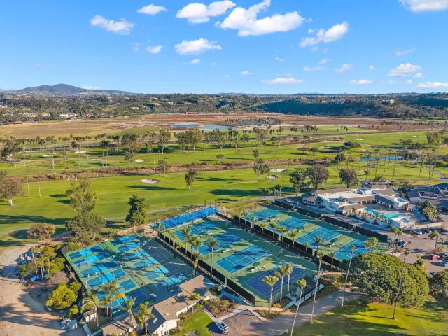 $1,899,000 | 16048 Via Viajera, Rancho Santa Fe, CA 92091