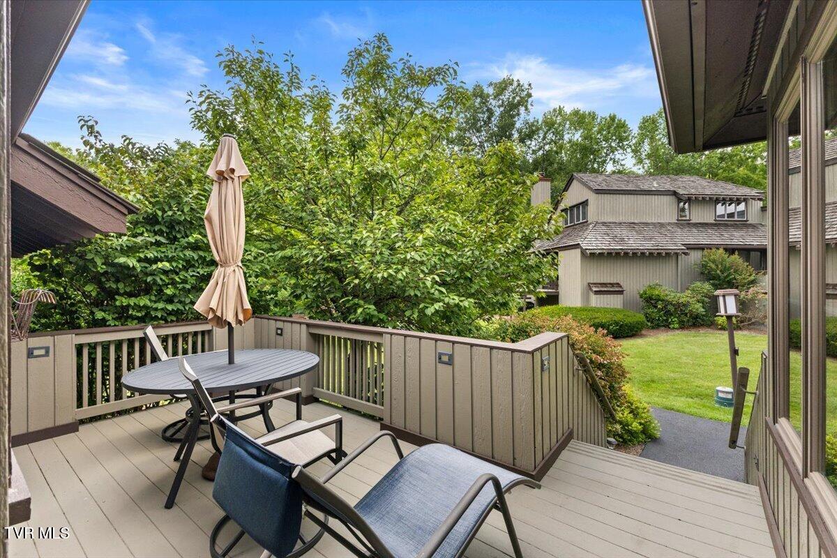 136 Columbine Road Kingsport, TN 37660 - Photo 7 of 54 07-128A3934