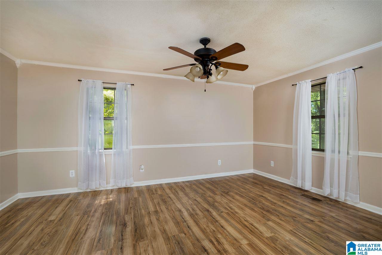 225 County Road 33 Oneonta, AL 35121 - Photo 16 of 41