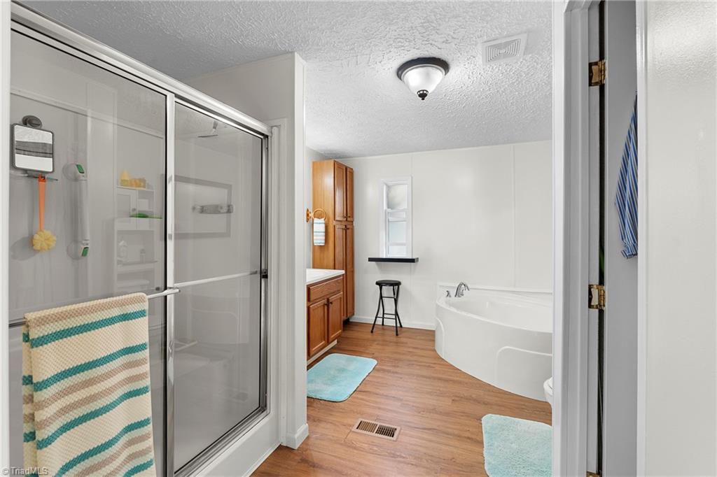 949 Riverview Rd Extension Lexington, NC 27292 - Photo 22 of 47 Gallery Image 22
