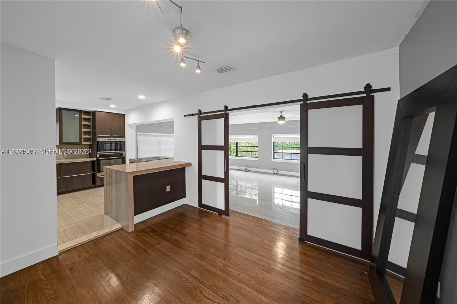 3261 Southwest 20th Street Miami, FL 33145 - Photo 17 of 32