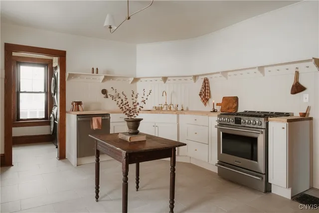 $335,000 | 3819 Country Club Road, Union, NY 13760