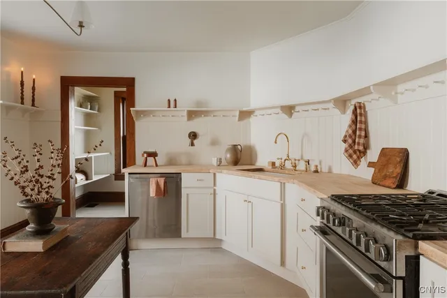 $335,000 | 3819 Country Club Road, Union, NY 13760