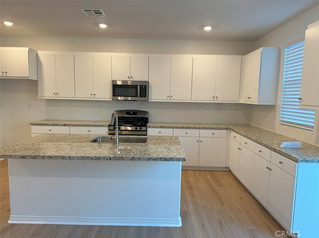 36612 Desert Tortoise Road Murrieta, CA 92563 - Photo 6 of 22