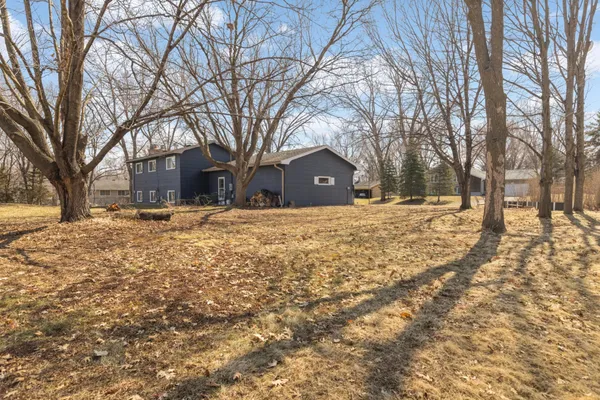 $349,900 | 6190 Hillsdale Drive, Mound, MN 55364
