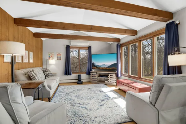 $349,900 | 6190 Hillsdale Drive, Mound, MN 55364