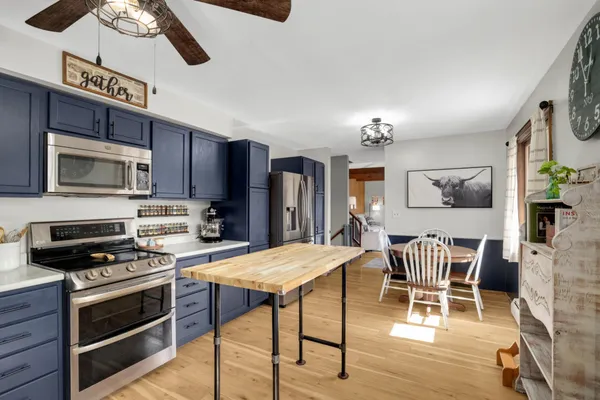 $349,900 | 6190 Hillsdale Drive, Mound, MN 55364