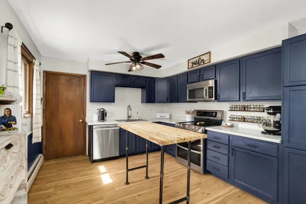 $349,900 | 6190 Hillsdale Drive, Mound, MN 55364