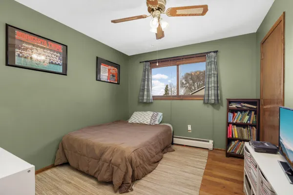 $349,900 | 6190 Hillsdale Drive, Mound, MN 55364