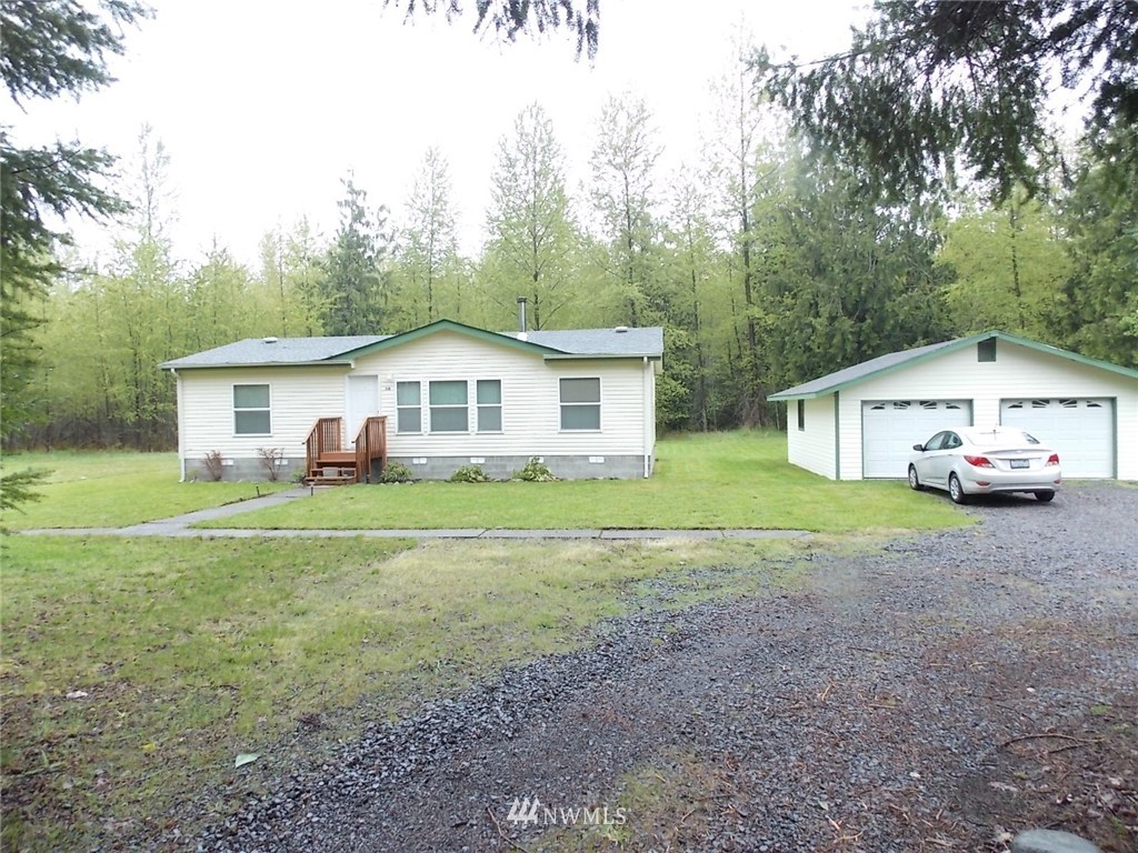 110 Blue Bird Road Ashford, WA 98304 - Photo 3 of 25 Gallery Image 3