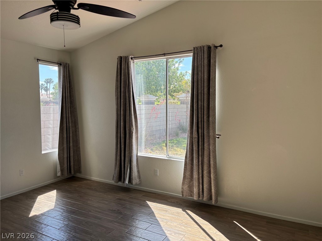2999 Panorama Ridge Drive Henderson, NV 89052 - Photo 11 of 27