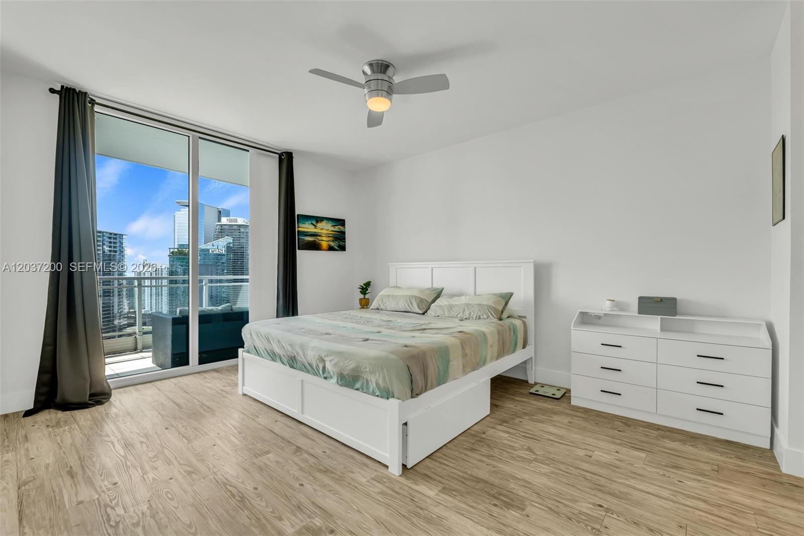 90 Southwest 3rd Street, Unit 4303 Miami, FL 33130 - Photo 15 of 41