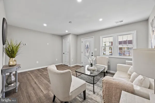 $619,900 | 186 Lambert Drive, Manassas Park, VA 20111