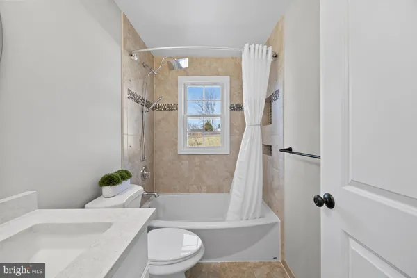 $619,900 | 186 Lambert Drive, Manassas Park, VA 20111