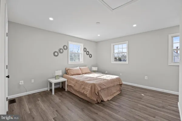 $619,900 | 186 Lambert Drive, Manassas Park, VA 20111
