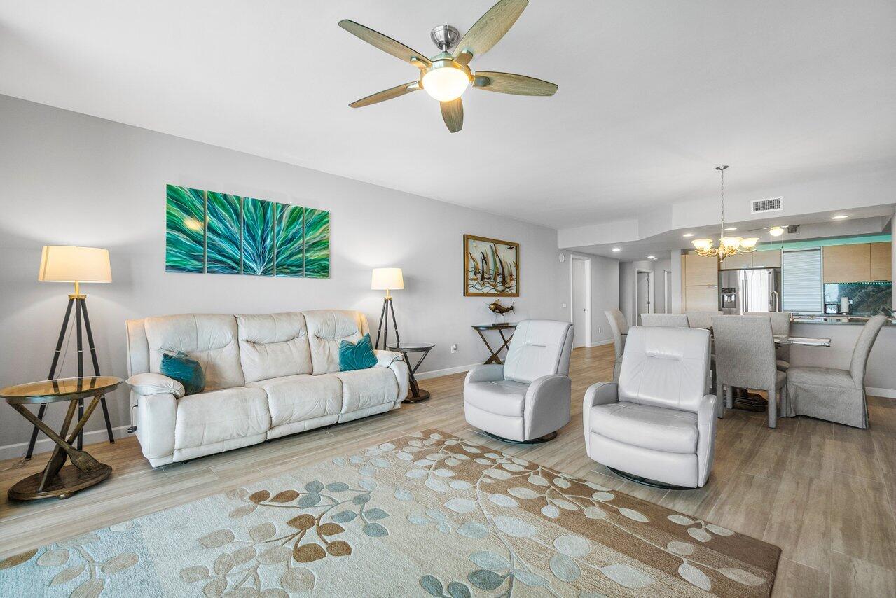 2640 Lake Shore Drive, Unit 711 Riviera Beach, FL 33404 - Photo 12 of 59 005-2640LakeShoreDrive-711-RivieraBeach-