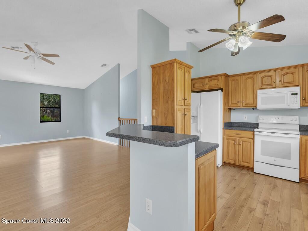 5720 Lindsay Road Sebastian, FL 32976 - Photo 21 of 29 ImageREsize00023