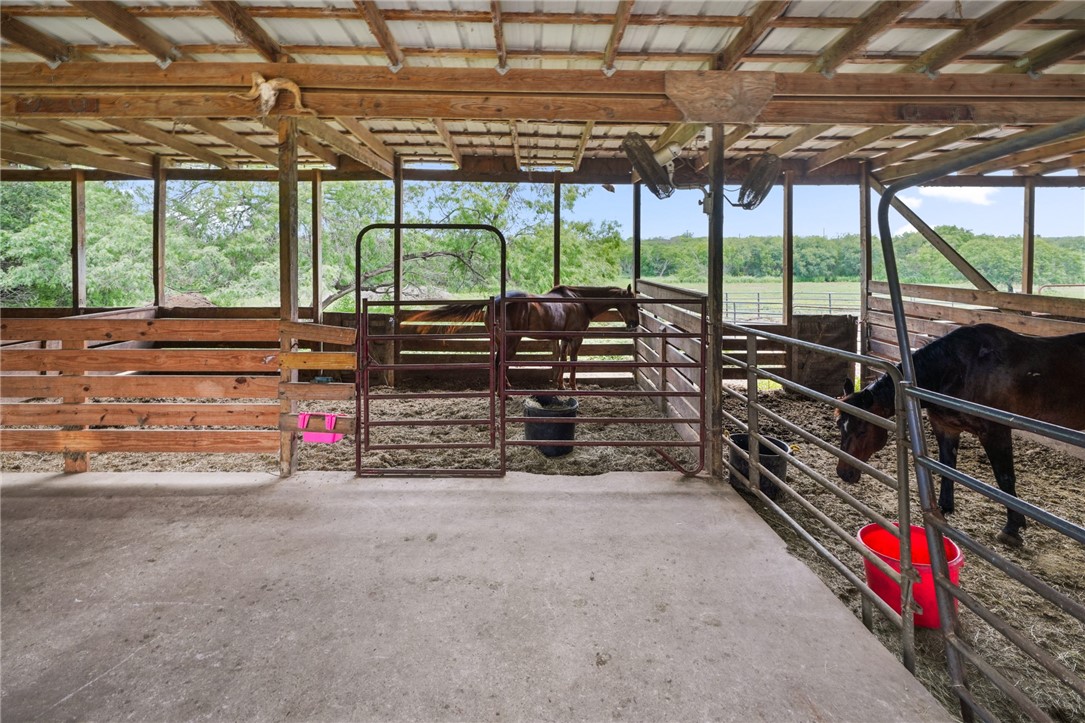 23669 County Road 1092 Mathis, TX 78368 - Photo 22 of 27 Gallery Image 22