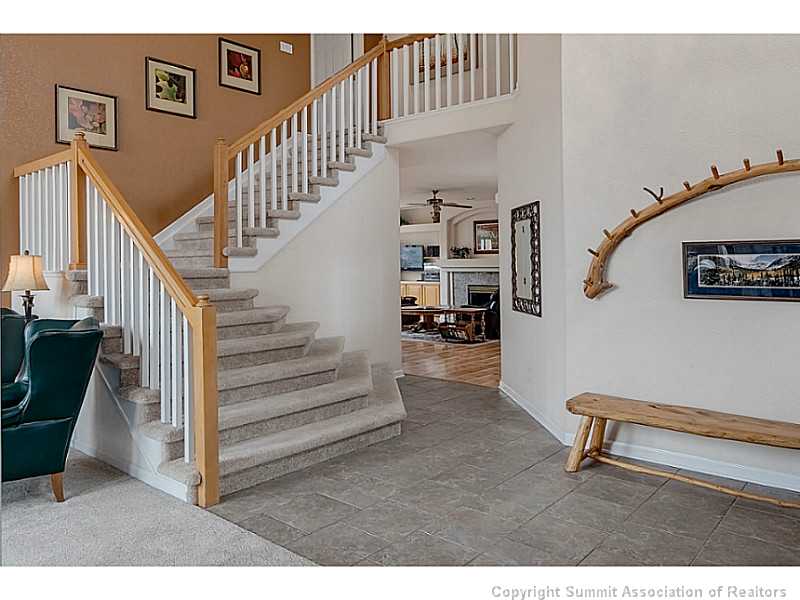 304 Golden Eagle Road Silverthorne, CO 80498 - Photo 9 of 23 Lobby/Reception.