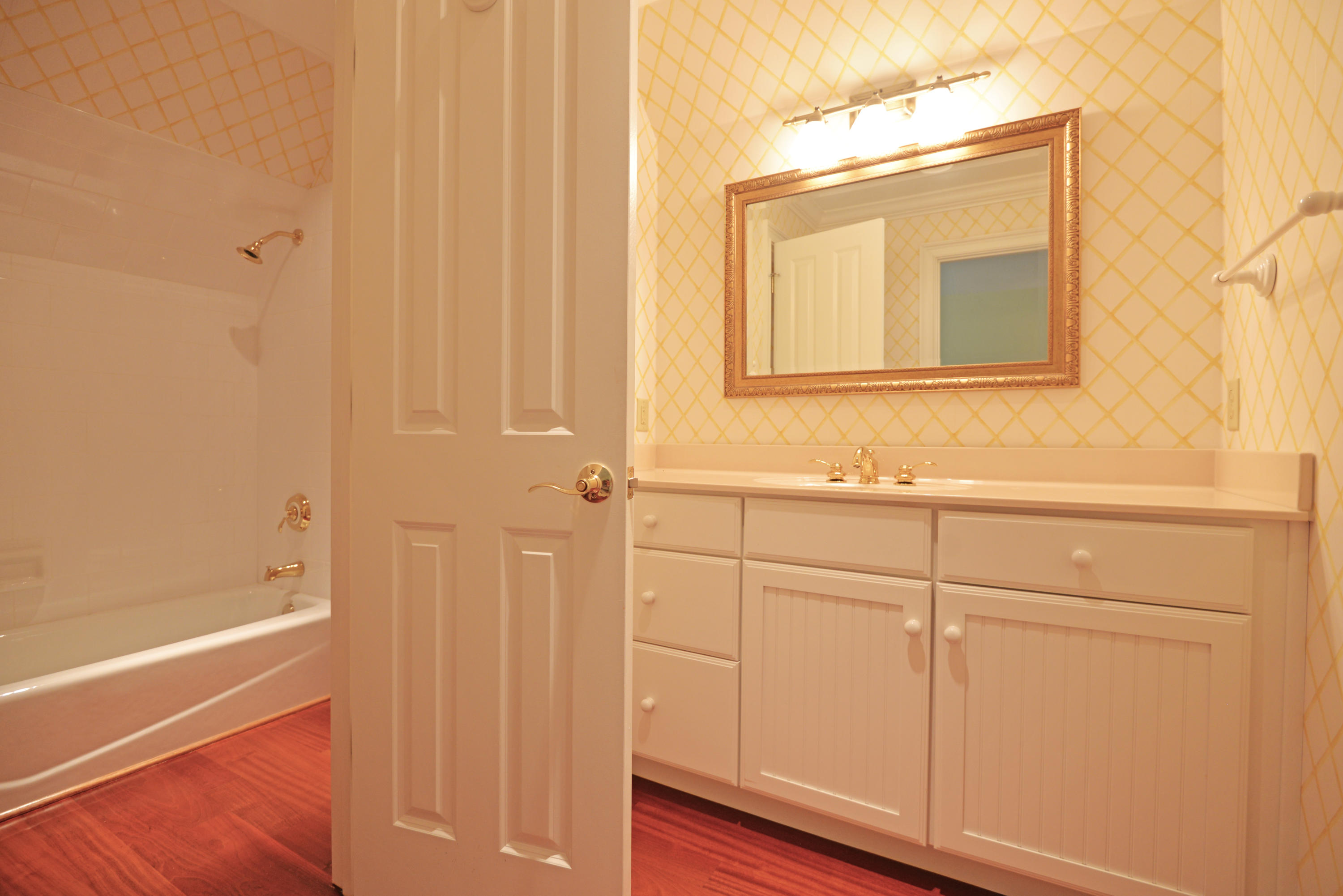 1012 Cumberland Road Chattanooga, TN 37419 - Photo 33 of 52 2nd bedroom private bath