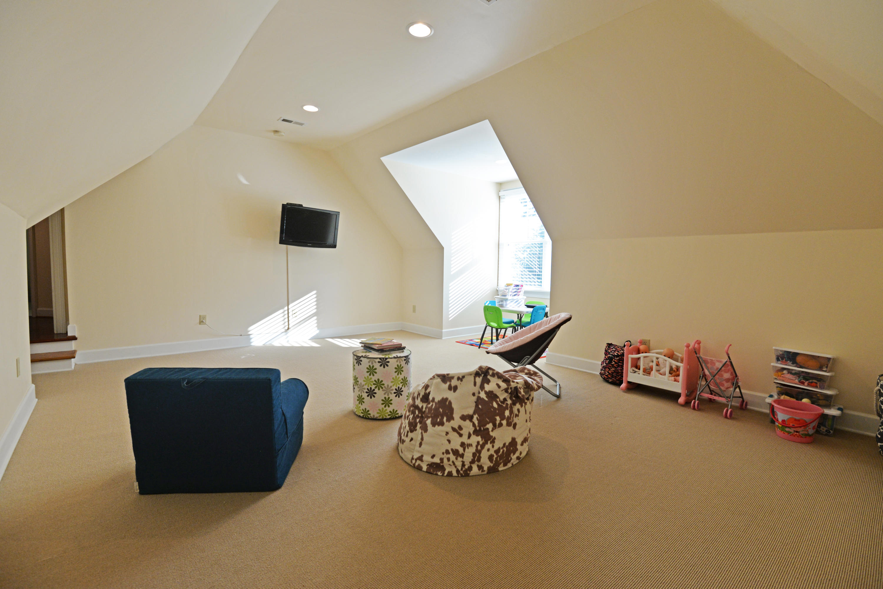 1012 Cumberland Road Chattanooga, TN 37419 - Photo 38 of 52 Bonus room view 2