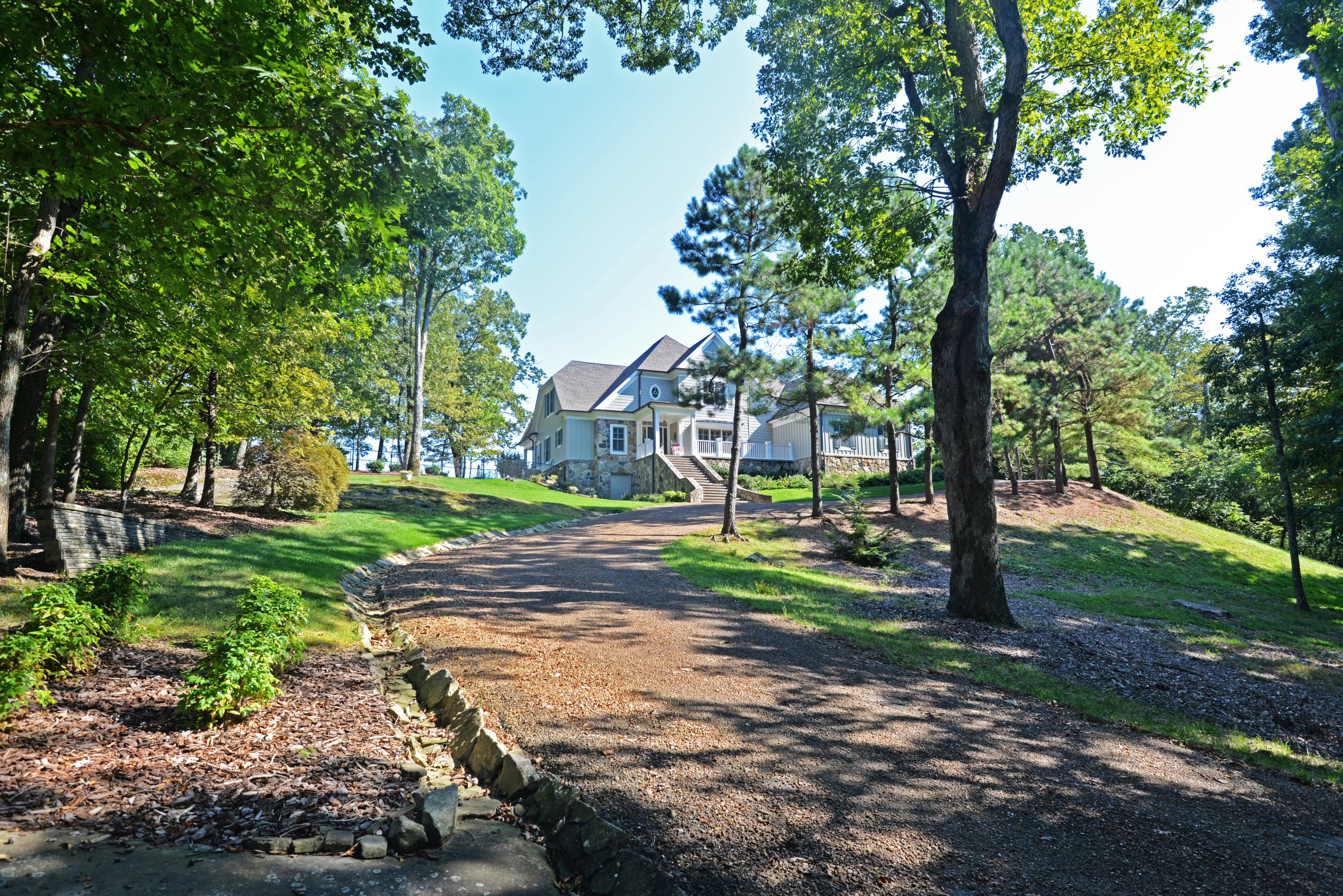 1012 Cumberland Road Chattanooga, TN 37419 - Photo 52 of 52 Front view (far) - med