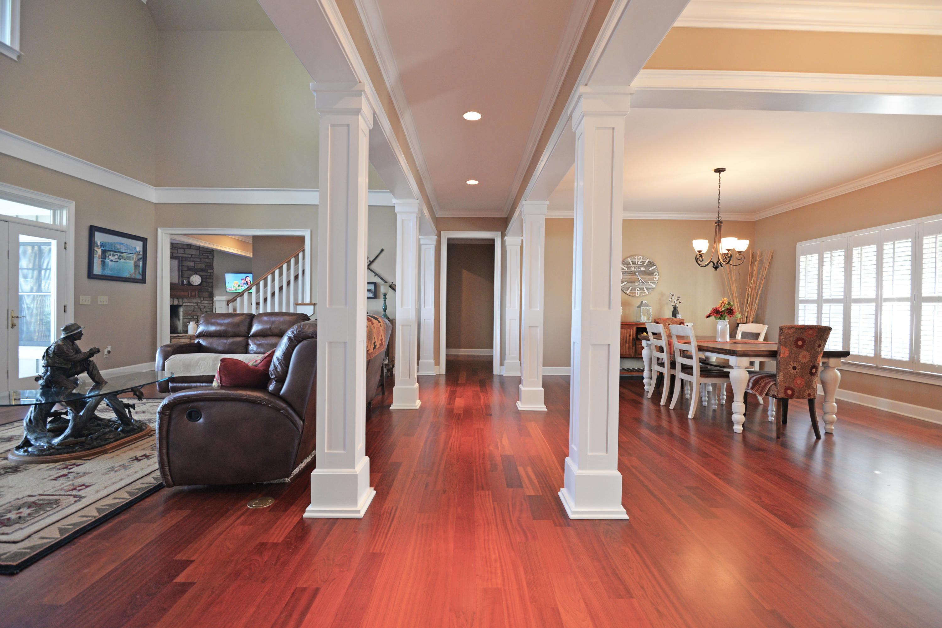 1012 Cumberland Road Chattanooga, TN 37419 - Photo 9 of 52 Decorative columns between dining and gr