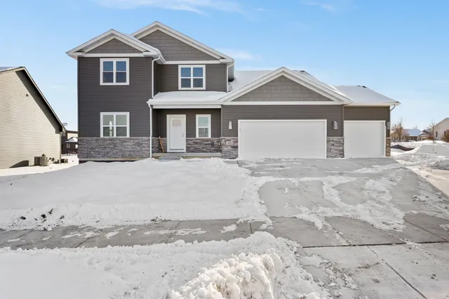 $649,900 | 401 Michelle Lane, Unit 66, Cottage Grove, WI 53527