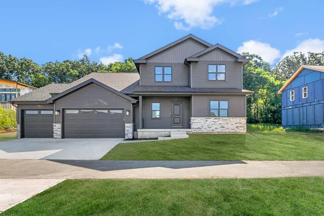 $649,900 | 401 Michelle Lane, Unit 66, Cottage Grove, WI 53527