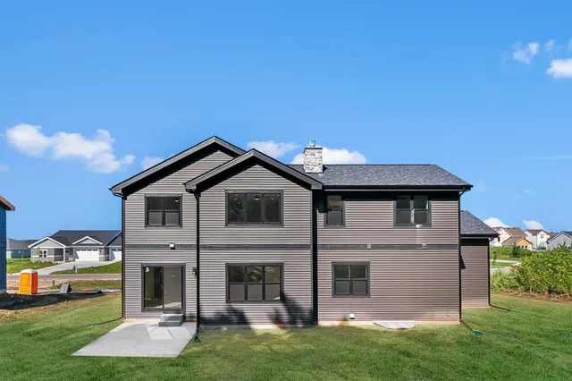 $649,900 | 401 Michelle Lane, Unit 66, Cottage Grove, WI 53527