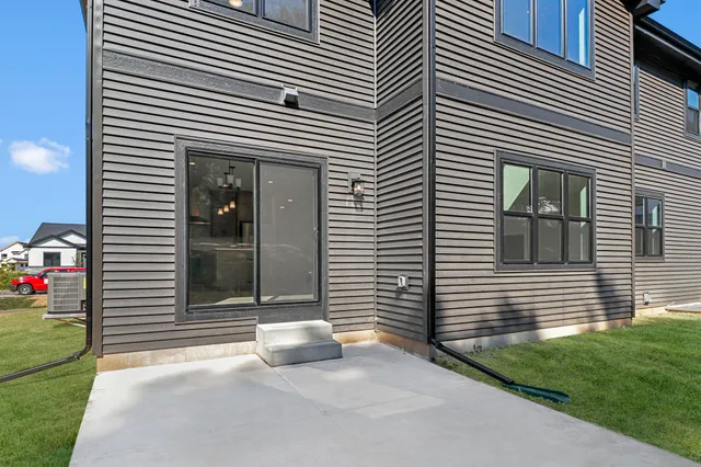 $649,900 | 401 Michelle Lane, Unit 66, Cottage Grove, WI 53527