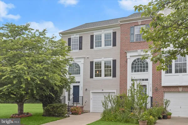$685,000 | 8822 Stonehouse Drive, Ellicott City, MD 21043